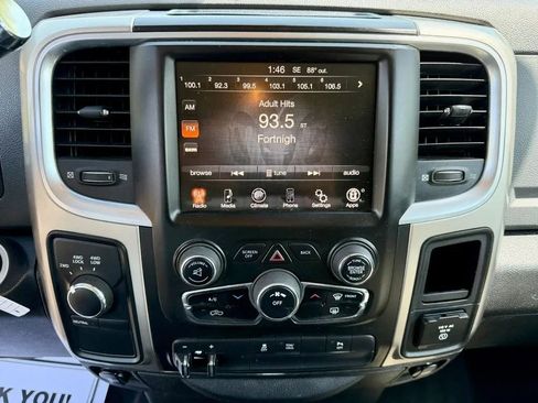 Used 2014 RAM 2500 SLT w/ Popular Equipment Group AWD/4WD image 14