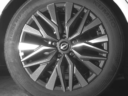 Used 2025 Nissan Altima 2.5 SV image 15