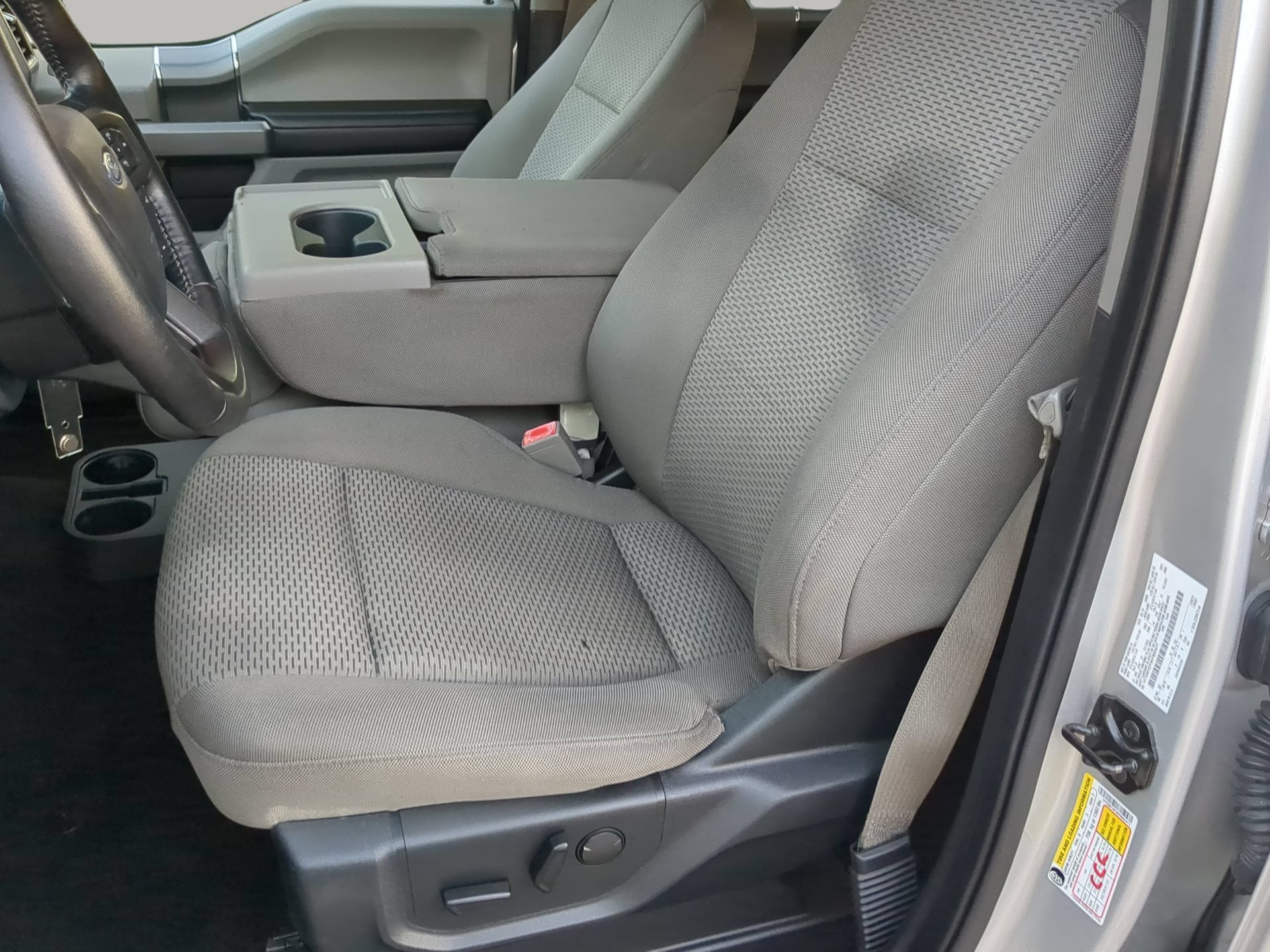 Used 2019 Ford F150 XLT w/ Equipment Group 302A Luxury AWD/4WD image 57