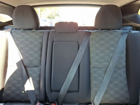 Used 2017 Nissan Rogue Sport SV image 19