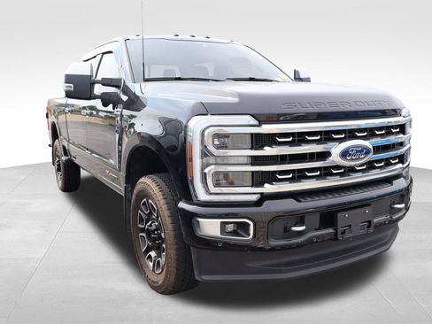Used 2024 Ford F350 Platinum AWD/4WD image 10
