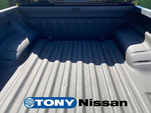 Used 2023 Nissan Frontier PRO-4X w/ Technology Package AWD/4WD image 29