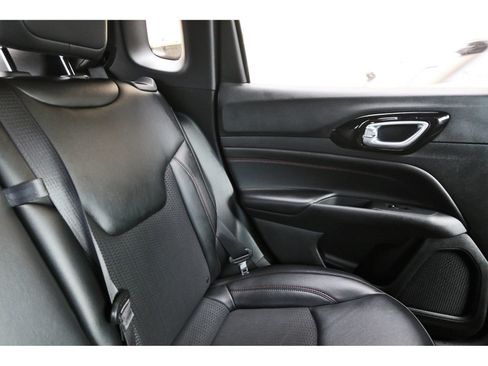 Used 2023 Jeep Compass Trailhawk AWD/4WD image 14