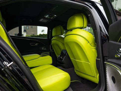 Used 2024 Bentley Flying Spur S V8 image 23