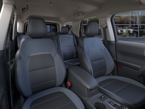 New 2025 Ford Bronco Sport Outer Banks w/ Outer Banks Tech Package+ AWD/4WD image 11