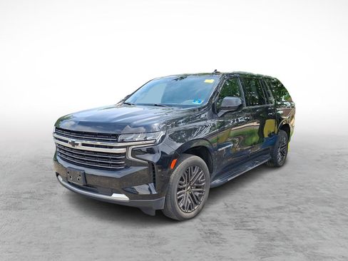 Used 2021 Chevrolet Suburban LT AWD/4WD image 1