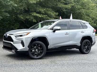 Used 2023 Toyota RAV4 SE w/ SE Grade Weather Package