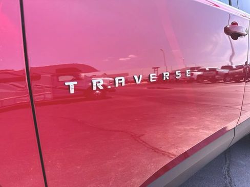 Used 2023 Chevrolet Traverse LT AWD/4WD image 29
