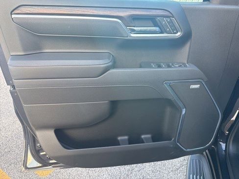 Certified 2025 GMC Sierra 1500 SLT w/ SLT Premium Plus Package image 14