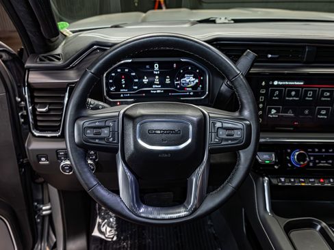 Used 2025 GMC Sierra 2500 Denali Ultimate w/ Max Trailering Package image 16