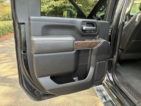 Used 2021 GMC Sierra 2500 Denali w/ Denali Ultimate Package AWD/4WD image 27
