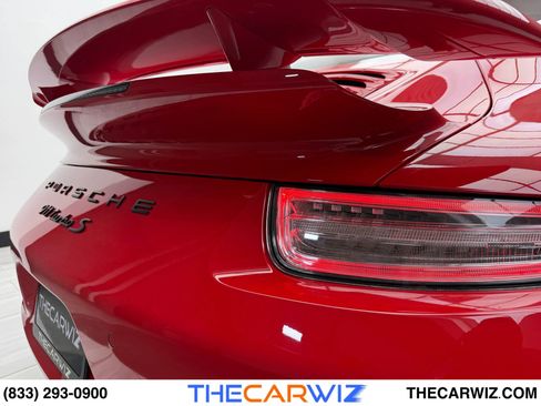 Used 2015 Porsche 911 Turbo S image 34