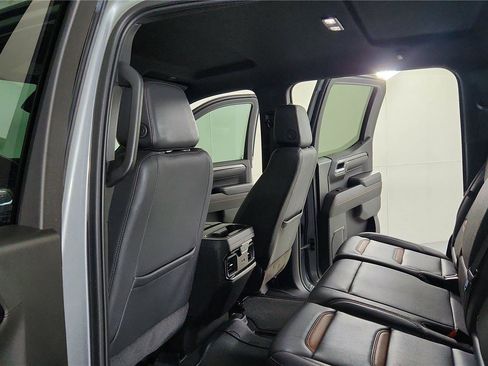 Used 2023 GMC Sierra 1500 AT4 w/ Technology Package image 25