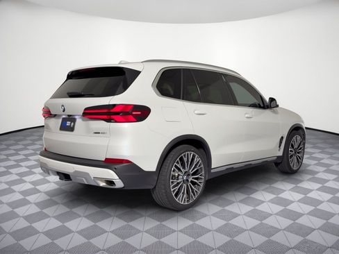 Used 2026 BMW X5 xDrive40i AWD/4WD image 9
