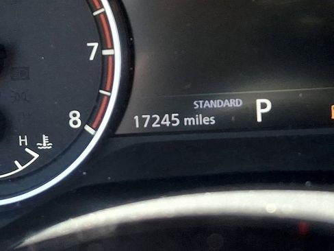 Used 2023 Nissan Rogue SV FWD image 19