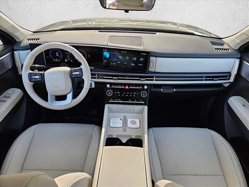 Used 2026 Hyundai Santa Fe SEL FWD image 18