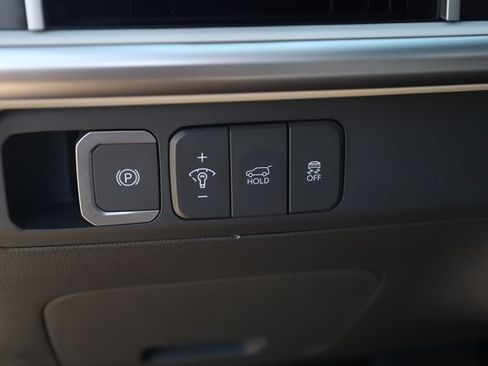 Used 2026 Hyundai Santa Fe SE FWD image 10