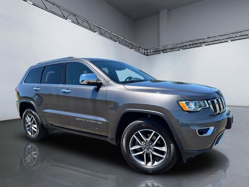 Used 2019 Jeep Grand Cherokee Limited AWD/4WD image 26