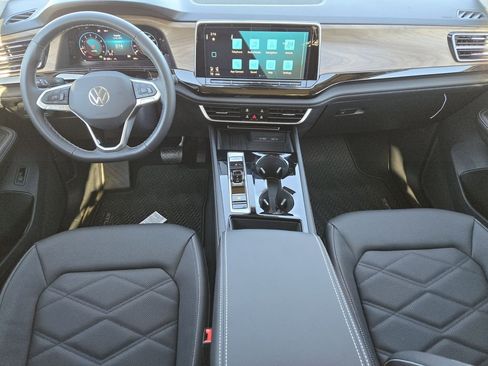 New 2026 Volkswagen Atlas SE FWD image 20