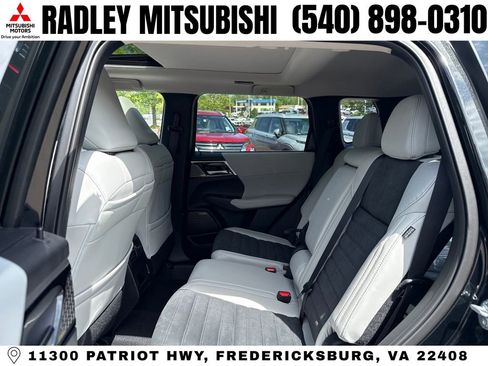 New 2026 Mitsubishi Outlander AWD image 12