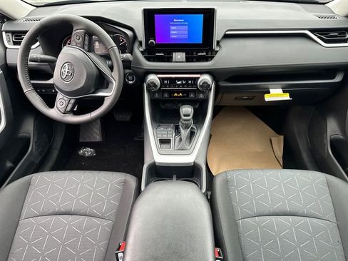 New 2025 Toyota RAV4 XLE image 21