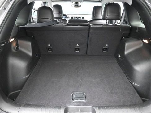 Used 2019 Jeep Cherokee Trailhawk w/ Comfort/Convenience Group image 38