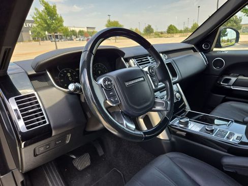 Used 2017 Land Rover Range Rover HSE AWD/4WD image 2