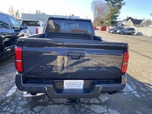 New 2025 Toyota Tacoma TRD Off-Road image 4