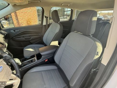 Used 2018 Ford Escape S image 17