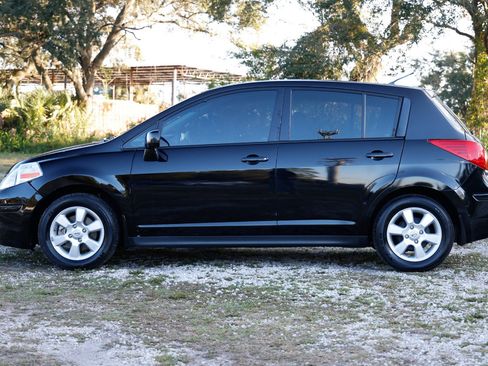 Used 2009 Nissan Versa S w/ Convenience Pkg image 3