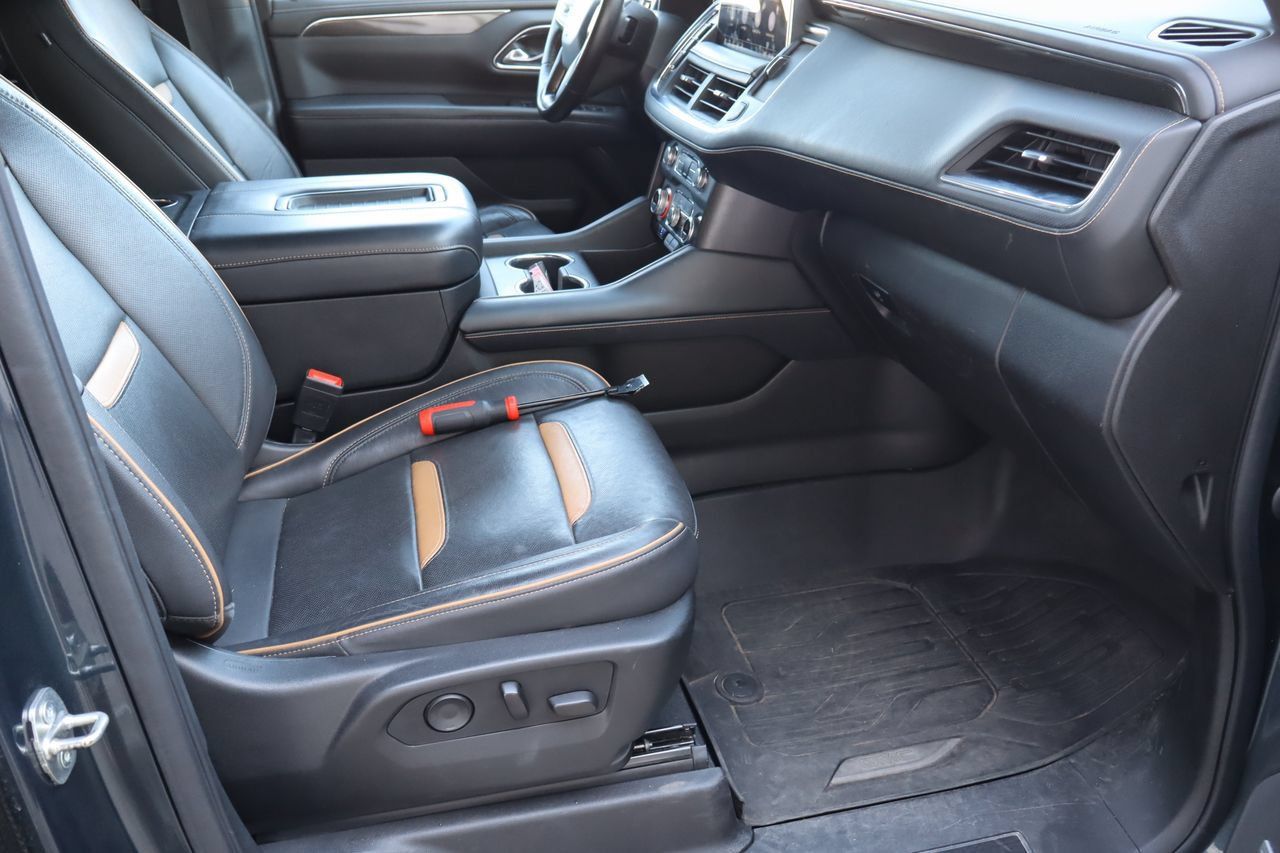 Used 2021 GMC Yukon AT4 w/ AT4 Premium Plus Package AWD/4WD image 17