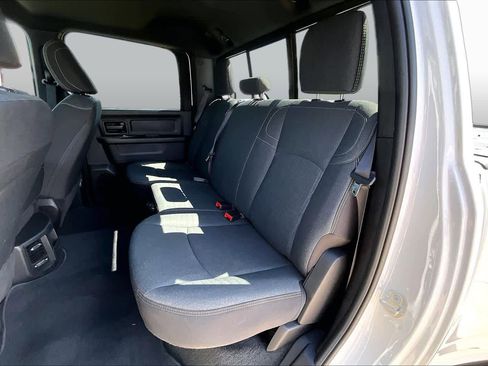 Used 2024 RAM 3500 Tradesman w/ Chrome Appearance Group AWD/4WD image 21