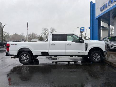 Used 2024 Ford F350 Lariat image 6