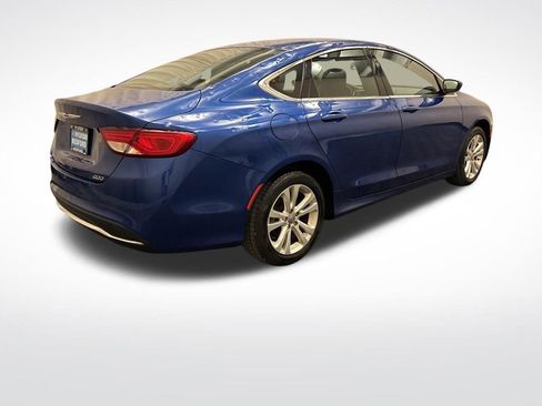 Used 2015 Chrysler 200 Limited FWD image 5