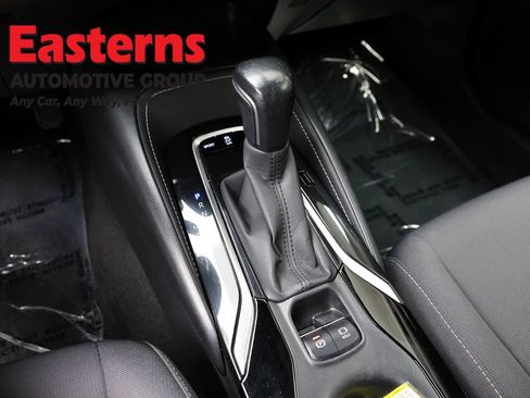 Used 2019 Toyota Corolla SE w/ SE Option Package FWD image 12