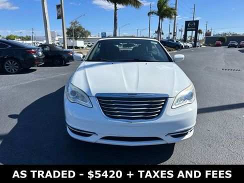 Used 2013 Chrysler 200 Touring image 2