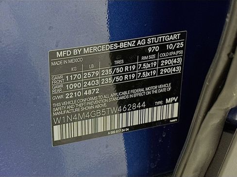 Used 2026 Mercedes-Benz GLB 250 image 32