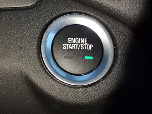 Used 2024 Chevrolet Equinox LT FWD image 23