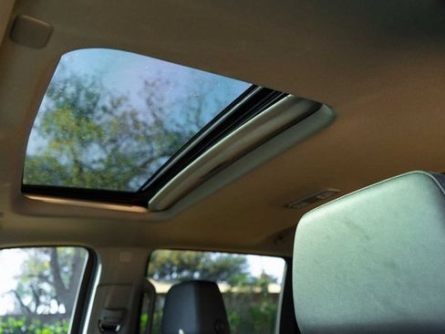 Used 2022 GMC Sierra 1500 SLT w/ SLT Premium Plus Package image 14