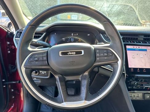 Used 2021 Jeep Grand Cherokee L Limited image 17