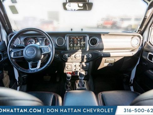Used 2020 Jeep Gladiator Rubicon image 3