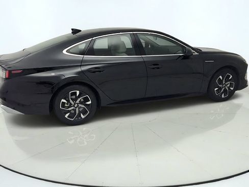 Used 2024 Hyundai Sonata SEL FWD image 7