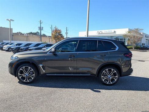New 2026 BMW X5 sDrive40i image 8