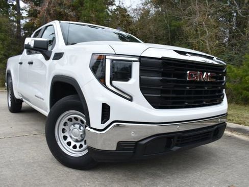 Used 2024 GMC Sierra 1500 Pro w/ Pro Value Package image 1