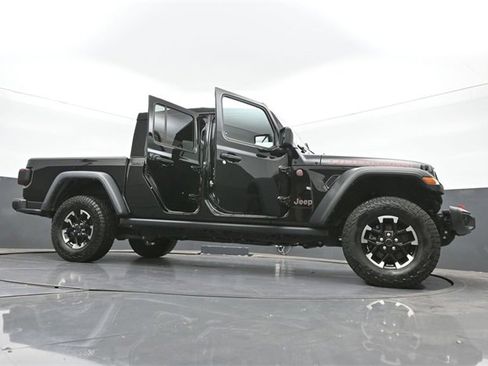 Used 2024 Jeep Gladiator Rubicon w/ Safety Group image 44