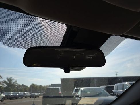 New 2025 Nissan Versa S w/ Trunk Package image 31