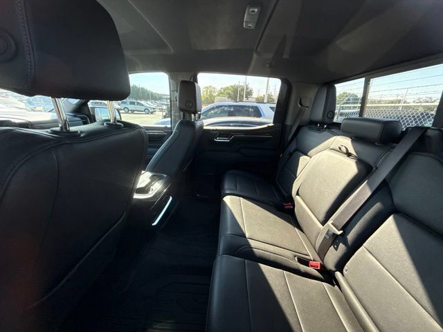 Used 2024 GMC Sierra 1500 Elevation w/ Elevation Premium Package RWD image 15