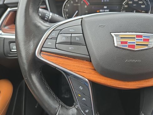 Used 2020 Cadillac XT5 Premium Luxury w/ LPO, Floor Liner Package image 14