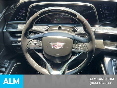 Used 2022 Cadillac Escalade ESV Sport AWD/4WD image 32
