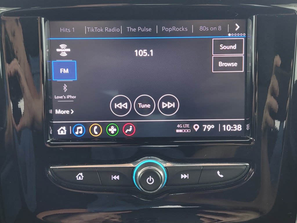 Used 2023 Chevrolet Traverse LT FWD image 19